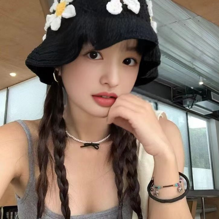 Women's Retro Versatile Handmade Yarn Flower Knitted Hat And Cap