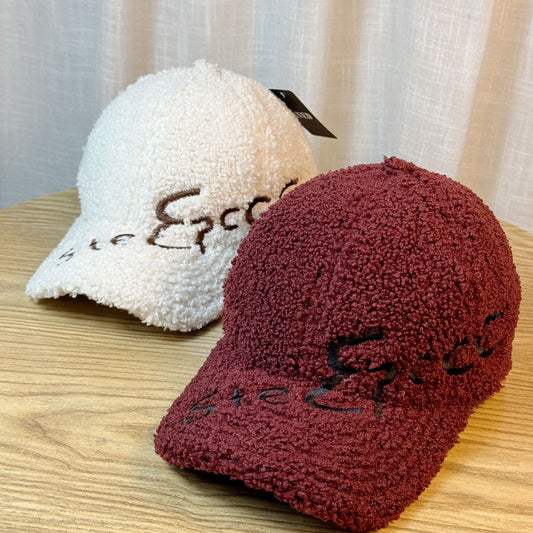 Outdoor Upgrade Warm Lamb Fur Makes Face Look Small Embroidered Letters Peaked Cap